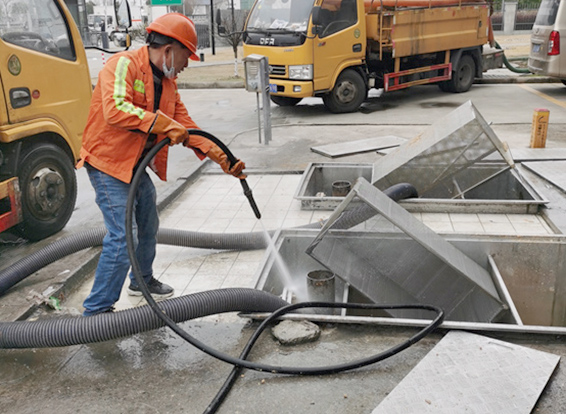 塔河隔油池清理